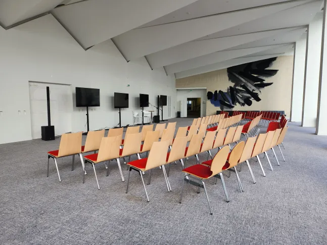 Disposition chaises dans le Foyer Soulages