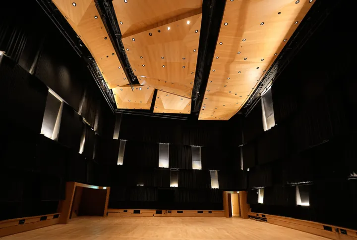 Photographie plafond du Studio 110