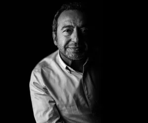 Patrick Timsit dans le spectacle "Le Livre de ma mère"