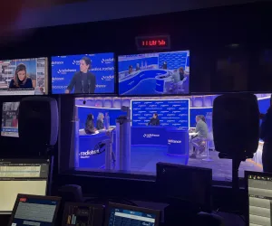 Atelier radio teambuilding ADP au Studio 221