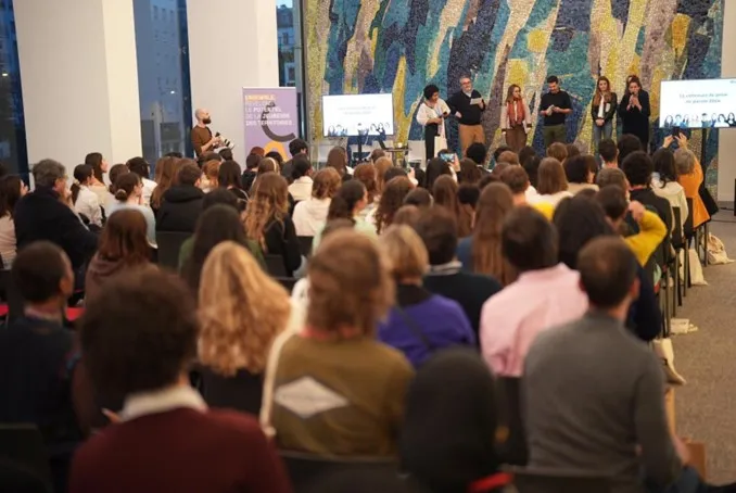 Public du concours d'éloquence Chemins d'avenir